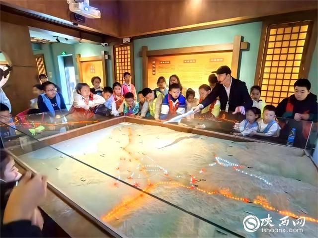 国庆中秋特辑丨陕西西安：活动多彩保障暖心 假期氛围感拉满