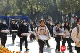 江苏2024美术省统考收官！速写考到《意外归来》，考生却并不“意外”图片