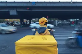 保安与骑手冲突再现，多地建“友好社区”打通送餐“最后一公里”图片