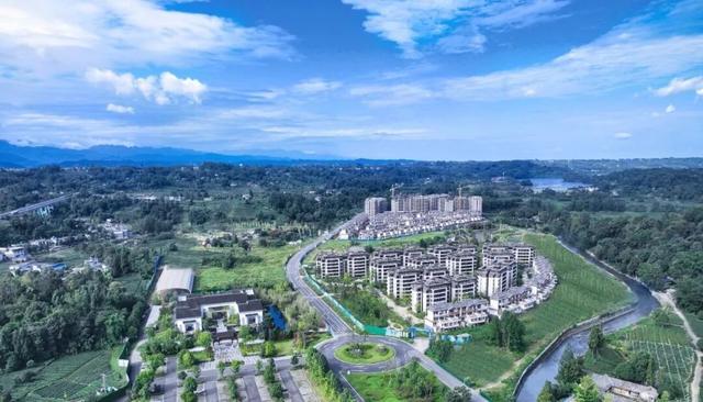 雅安百丈湖国际旅游度假区入选四川省11大文旅旗舰项目