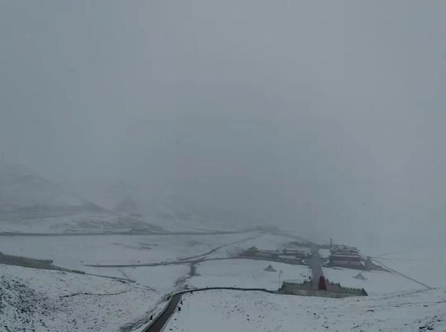 今天，多地突降大雪