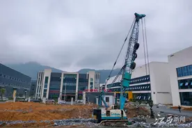 修水打造百亿模具智能制造基地图片