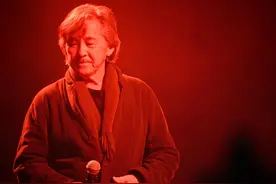 76岁林子祥成都真情献唱，叶倩文坐镇音控台图片