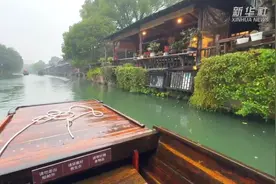 讲英语、国际范，老船工的古镇“网”事图片