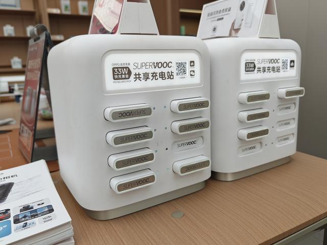手机门店开始卷免费充电服务了？跑遍广州实测：最强竟是这两家