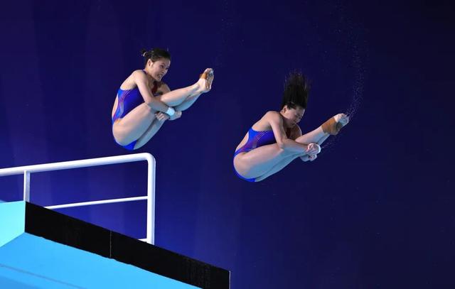 广东队获十五运会跳水首金！全红婵时隔半年复出首赛状态神勇