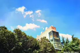 雨过天晴，天高云淡图片