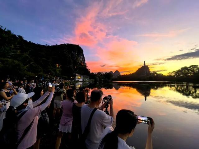 桂林老地标“焕新”：连夕阳都更懂浪漫了！