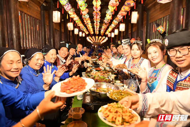 共绘“怀贵一家亲”文旅新画卷 怀化携“怀景怀乡怀味”赴贵阳邀客