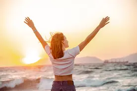 三伏天减肥效果加倍？掉秤的多半是水！七月“科学”流言榜揭晓图片