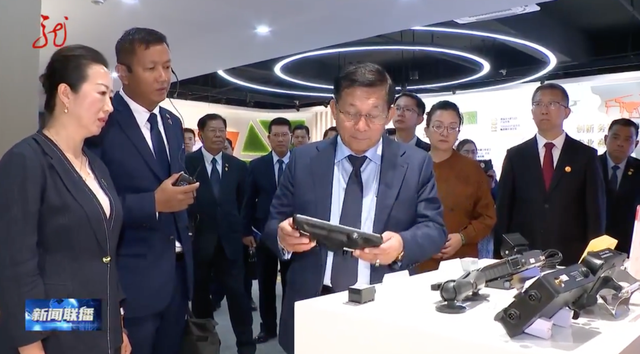 缅甸代总统敏昂莱：希望派缅甸航天专家赴哈工大学习