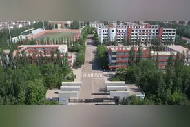 以文明沃土 育时代新人——记第三届“全国文明校园”乌海市第十八中学图片