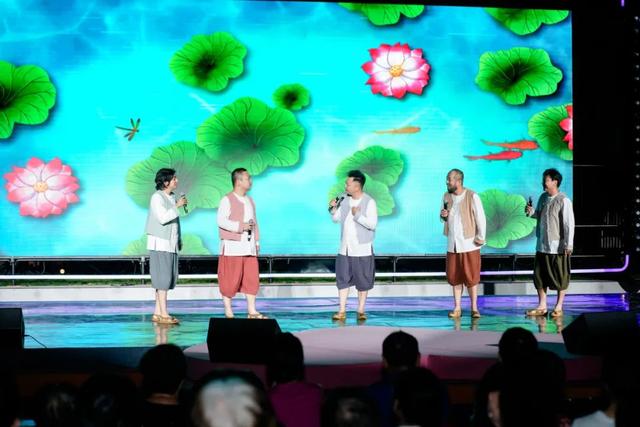 “相约滨海之夏”广场文化系列活动闭幕式暨“玉兰枝头听江南”江南民歌展演顺利举办