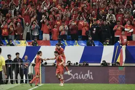 C组“一锅粥”  国足“真正的战斗从今天开始”图片