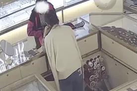 浙江一金店老板娘立功，这次骗子“损失”5万元图片
