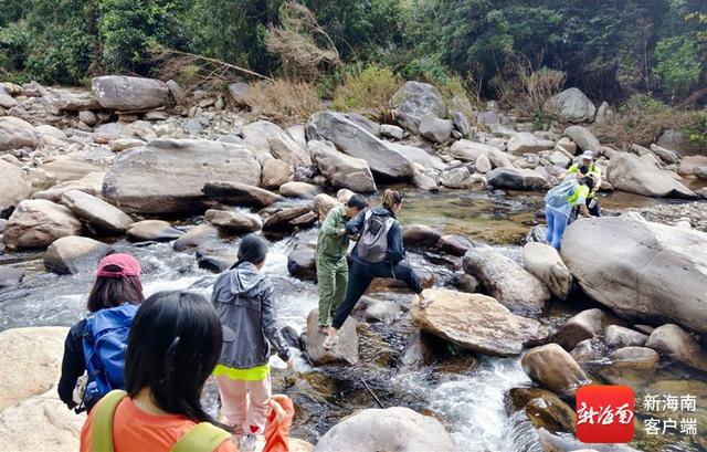 【南海网】2025“雨林与您”霸王岭王下乡溯溪活动在昌江举办