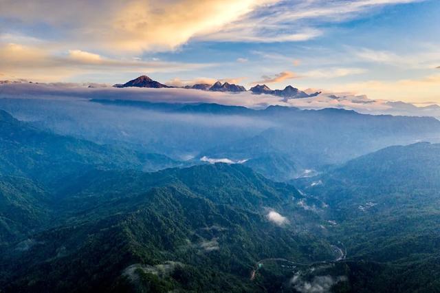 不上班，就上山！