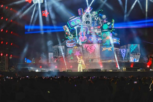 大江东 ｜ 前滩音乐节来了！上海市区这场3万人级户外演出如何“无中生有”