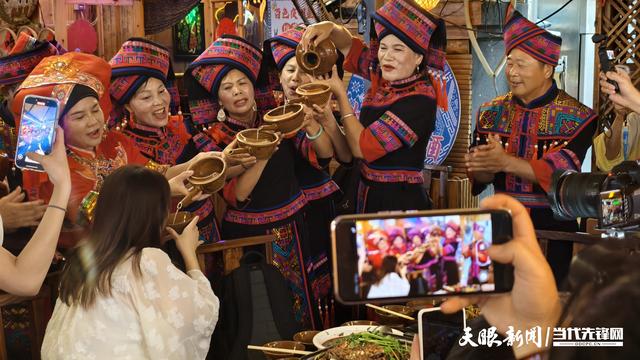 全国媒体打卡百色，共启“山水画廊”金秋探寻之旅