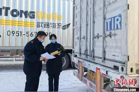 宁夏首票国际公路运输（TIR）货物运往乌兹别克斯坦图片