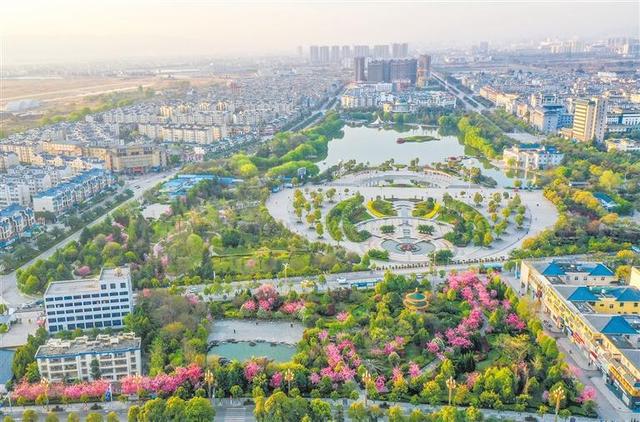 玉林广场城市生态文化地标