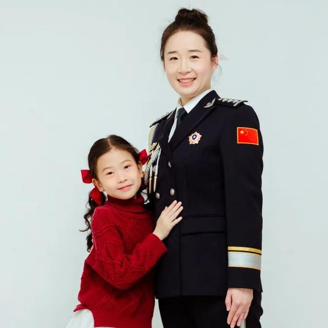 小脑袋？大问号！看警宝如何破解谜题