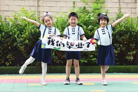 咔嚓咔嚓“照”亮童年图片