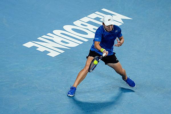 澳网｜世界排名第702位却掀翻前法网亚军	，白卓璇闯入次轮祝周杰伦生日快乐