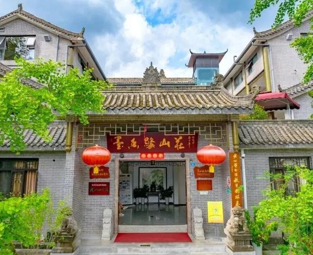 崭新冰雪缘，优惠享不停!山水龙门商家联盟2026爱丽丝仙径越野赛专属福利大放送!