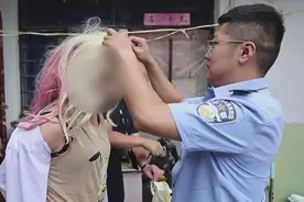 辣眼睛！临沂一180斤“女壮士”被抓……图片