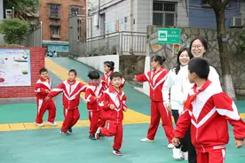 红绳舞动跳出视障束缚图片