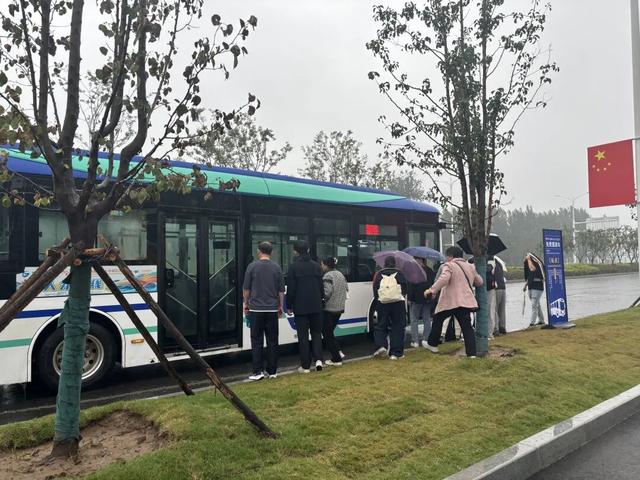 鹊山生态文化区8天接待24万游客，济南起步区众志成城迎“大考”