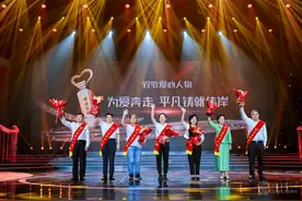 深圳医生姚晓明：为“一带一路”上万名患者带来光明图片