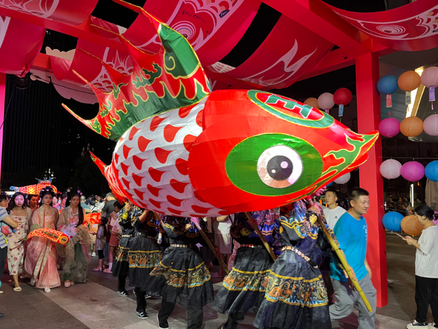 2025大宁古城巫溪烤鱼文化节16日火热开启