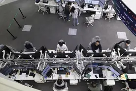 财经观察：韩国复杂议论“每周4.5天工作制”图片