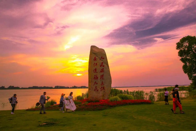 夏天的颜色，哪一抹让你心动了？