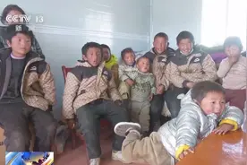 “满格”信号点亮希望 西藏定日县灾区安置点通信网络逐步恢复图片