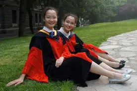 曾经火遍全网的清华大学“双胞胎姐妹花”回国了！都是博导图片