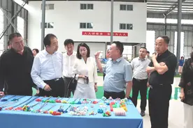 滨州市政协“联心汇智 助力攻坚”委员联络活动走进海丰街道图片