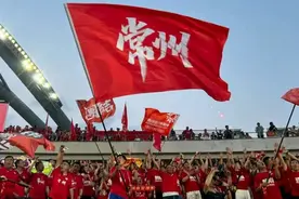 最新！“苏超”：南通重回榜一，常州拿下首分，末三位是……图片