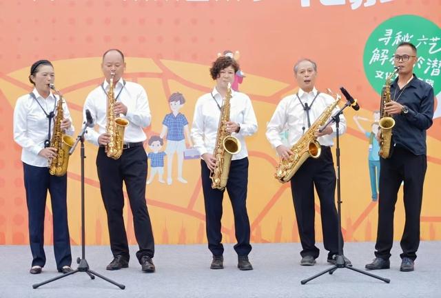 千亩稻田与现代舞台交织，耕织宋韵遇见未来