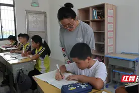 心声·新生丨君山区良心堡镇：风雨过后，他还是那个阳光开朗小少年图片