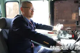 调机司机张红忠：在804米的轨道上驶出100万公里图片