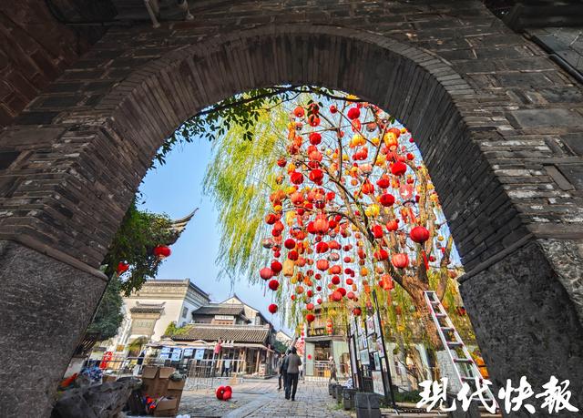 马年将近，南京老门东灯组陆续上新，你最中意哪一款？