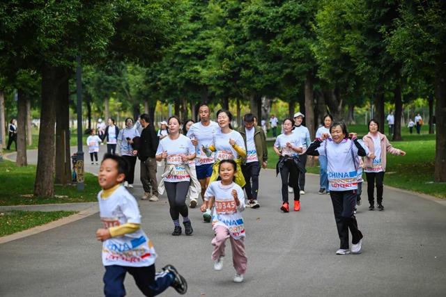 2000余人齐聚弥勒这里！太嗨了～