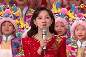 主持春晚的马凡舒😄吧友们在看了没~图片