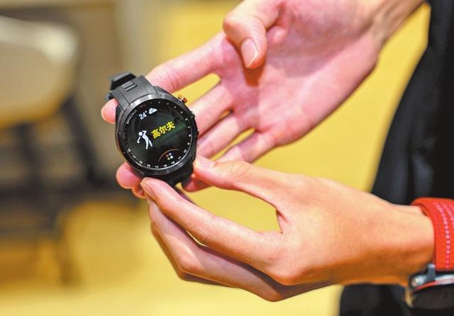 经济·深读丨你为什么爱在朋友圈晒户外？