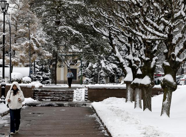 （外代二线）比什凯克降雪
