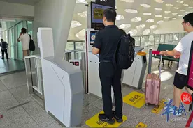 深圳机场智慧赋能，实现1秒钟刷脸登机图片