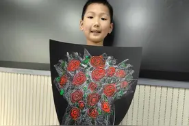 最美的花献给最爱的你！孩子们为妈妈们送上独一无二的节日礼物图片